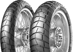 Detail běhounu Metzeler Karoo Street 180/55 R17 73 V Rear TL M/C