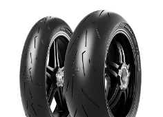 Detail běhounu Pirelli Diablo Rosso IV Corsa 200/60ZR17 (80 W) Rear TL